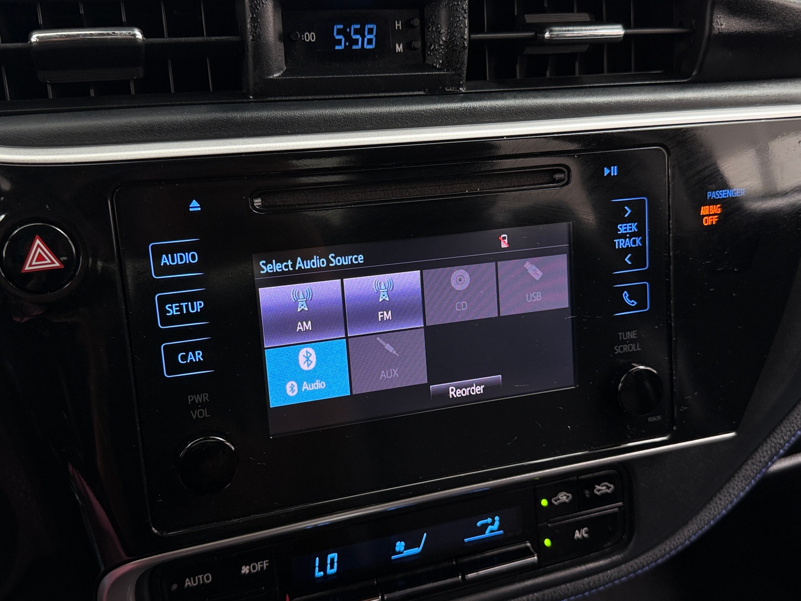 Thumbnail: 2019 Toyota Corolla - 4