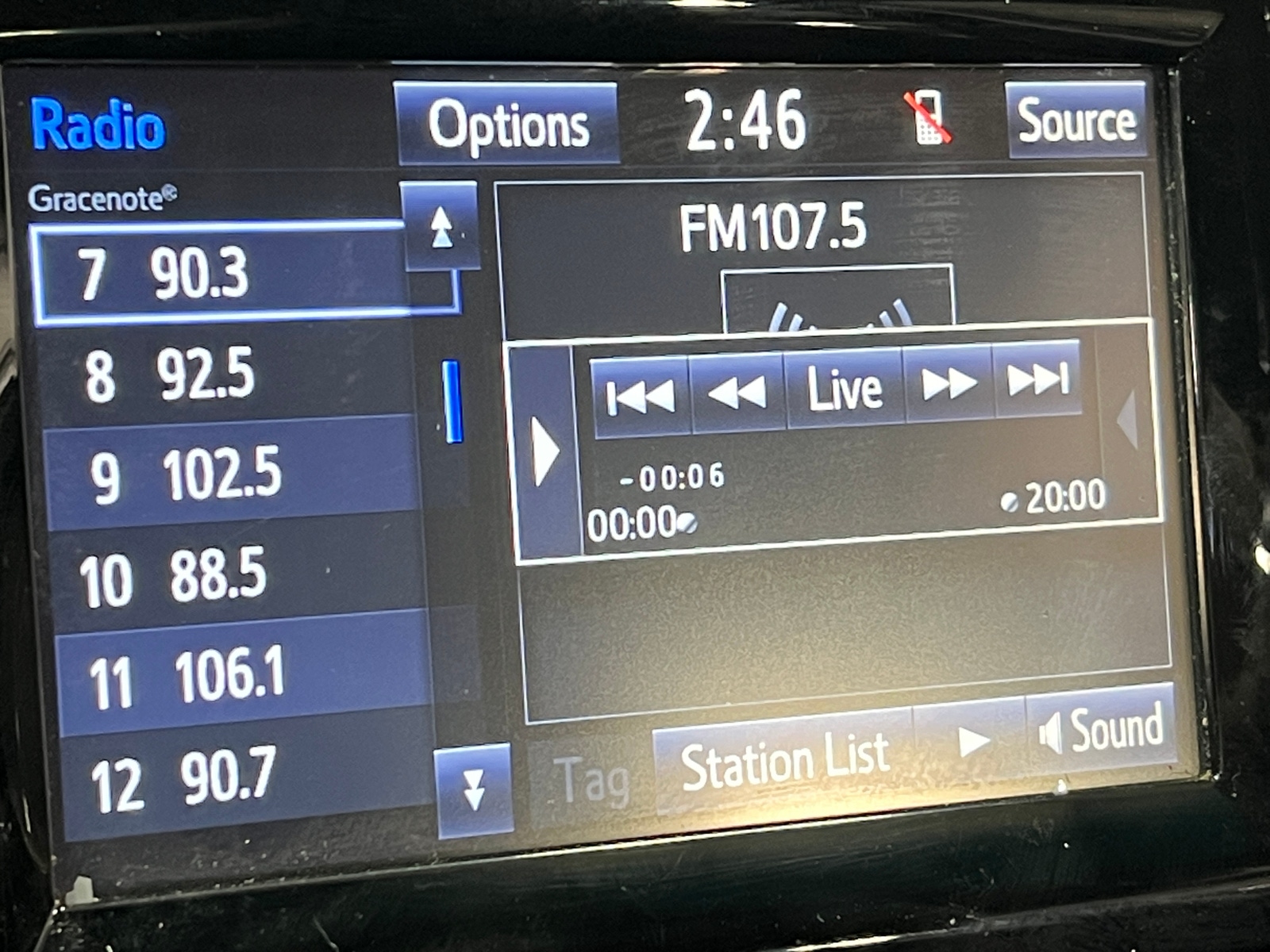 Thumbnail: 2015 Toyota Camry - 4