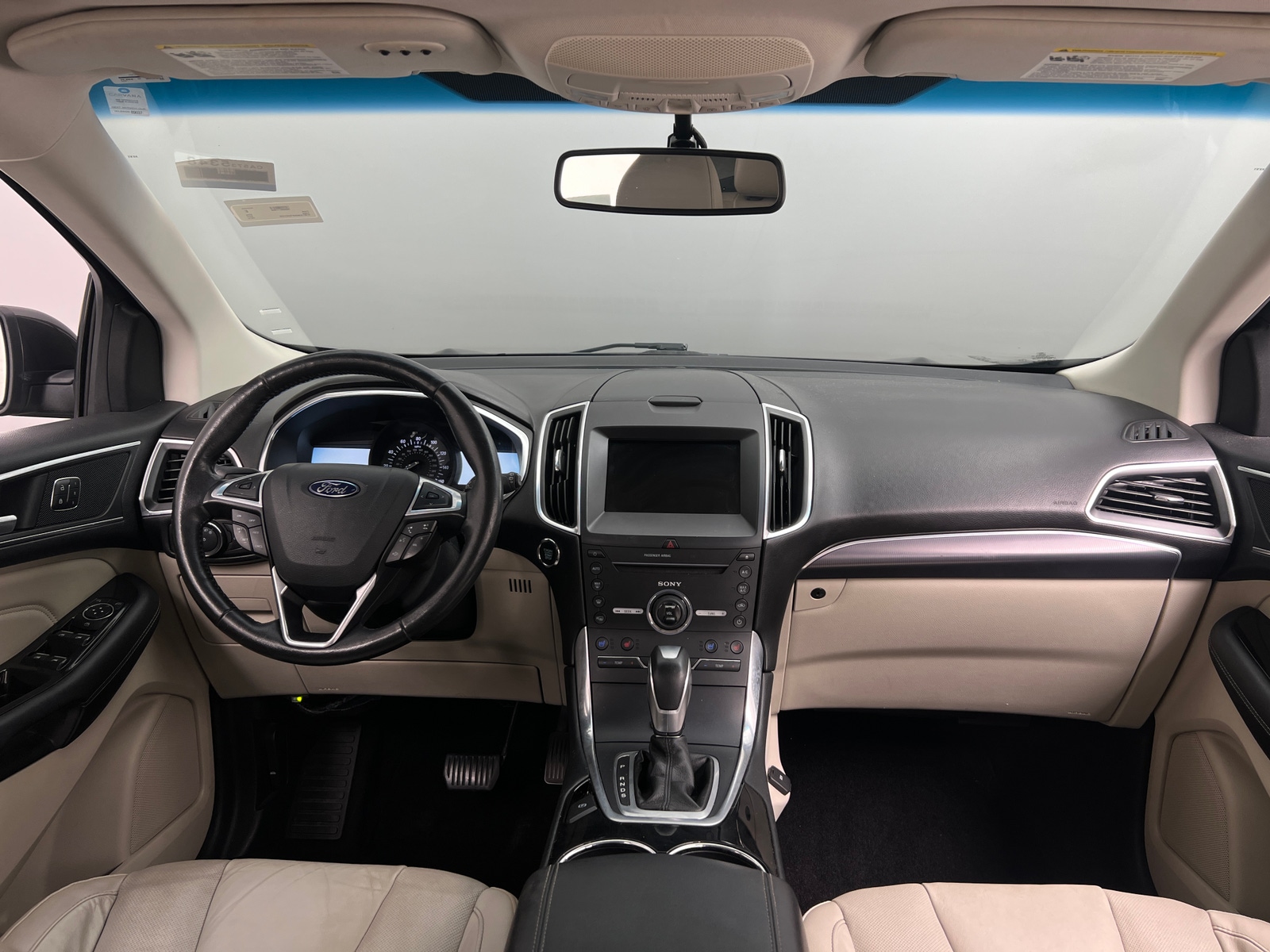 Thumbnail: 2015 Ford Edge - 2