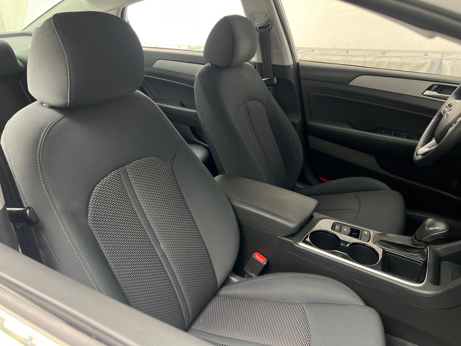 Thumbnail: 2019 Hyundai Sonata - 2