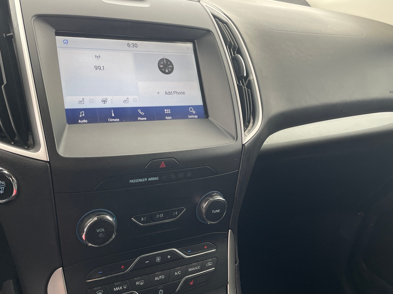 Thumbnail: 2020 Ford Edge - 3