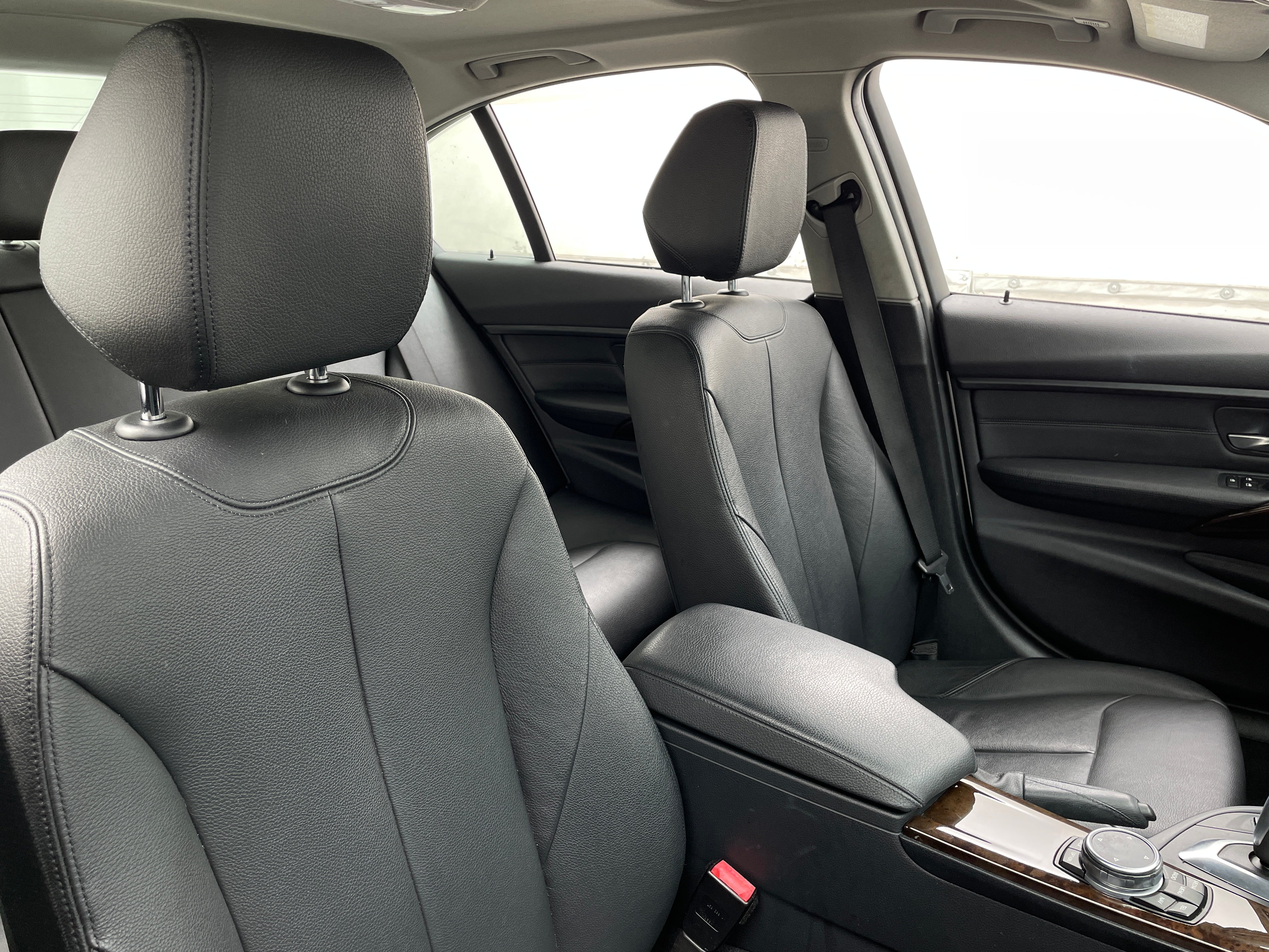 2015 BMW 3 Series 328i