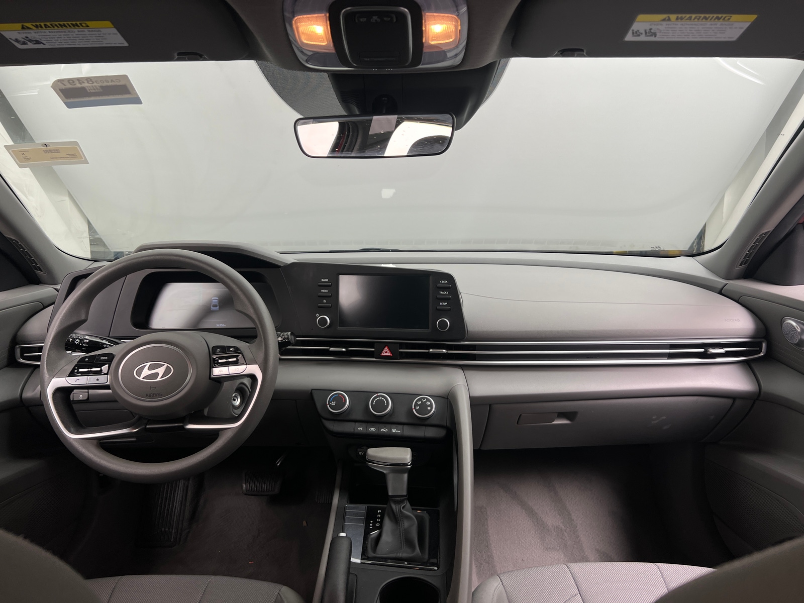 Thumbnail: 2024 Hyundai Elantra - 3