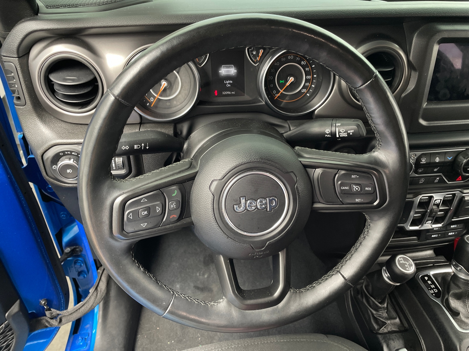 Thumbnail: 2022 Jeep Wrangler - 5