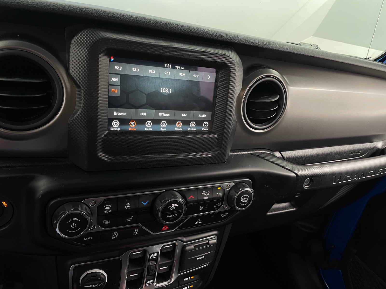 Thumbnail: 2022 Jeep Wrangler - 4
