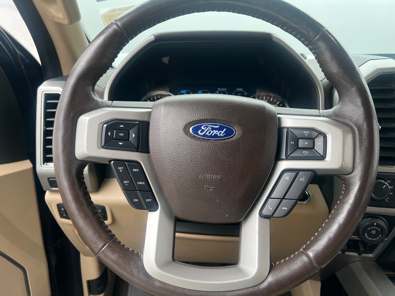 Thumbnail: 2018 Ford Econoline - 4