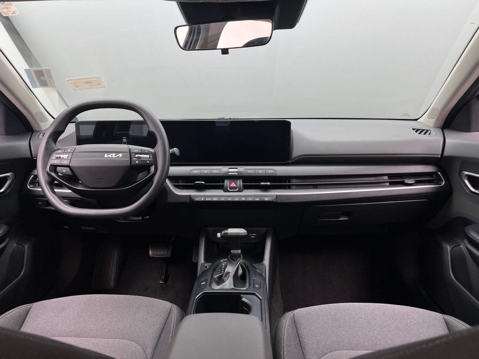 Thumbnail: 2025 Kia K4 - 3