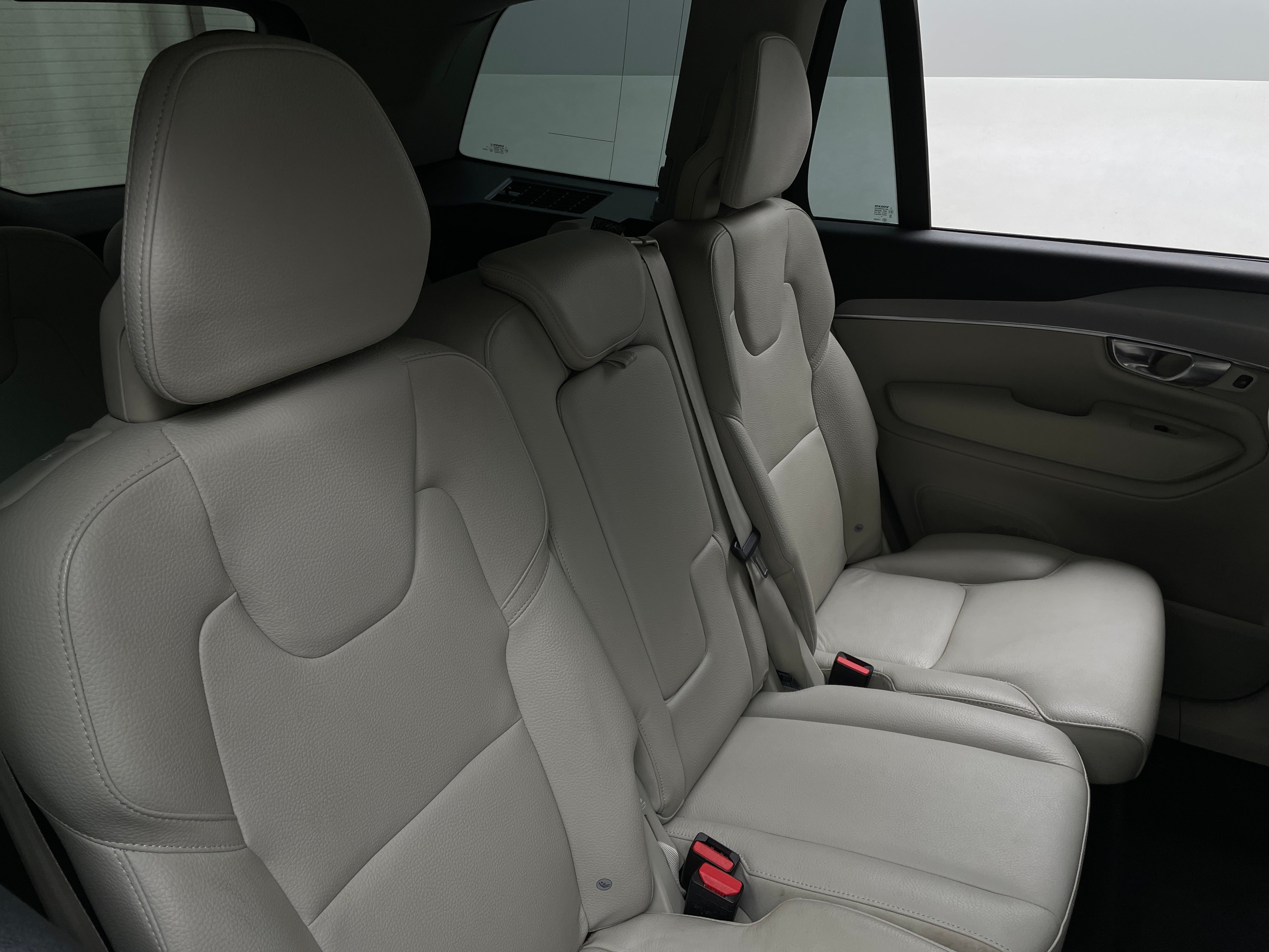 2022 Volvo XC90