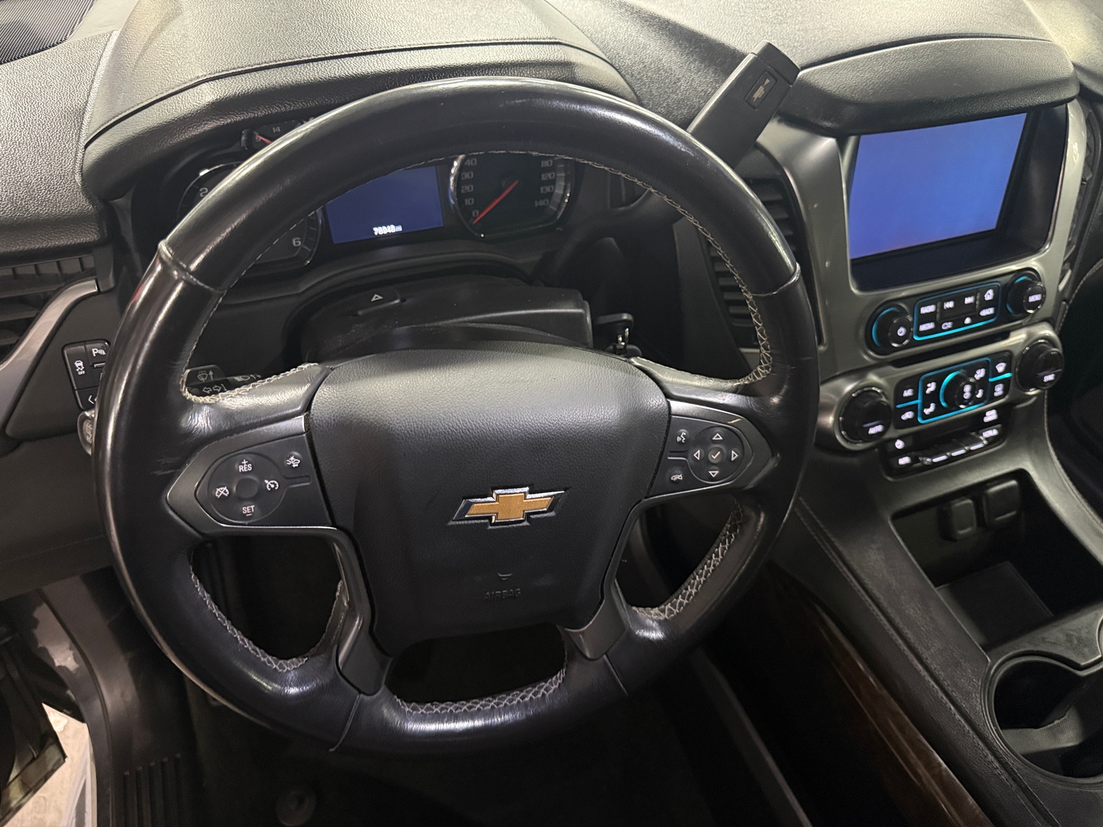 Thumbnail: 2018 Chevrolet Suburban - 5