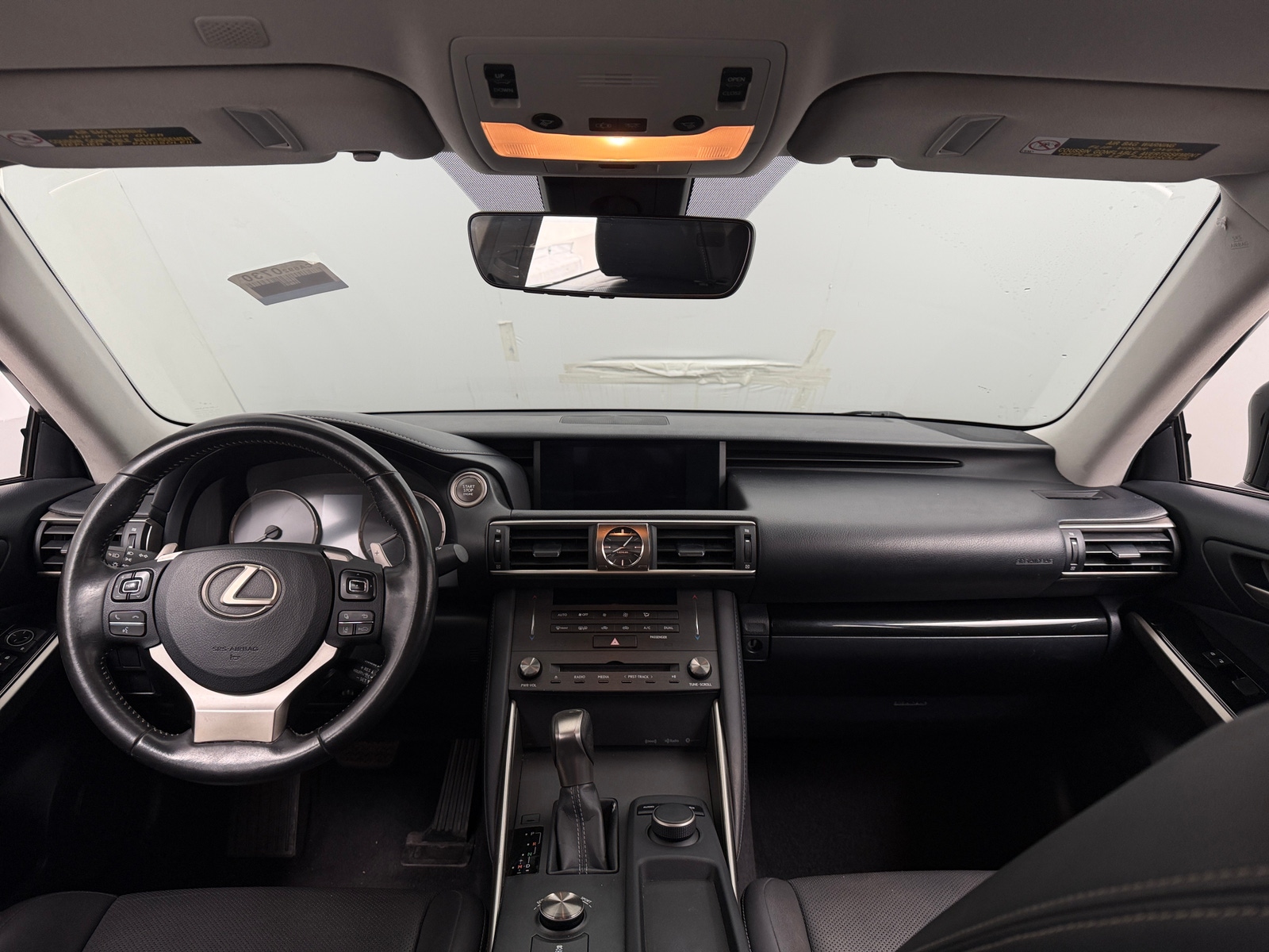Thumbnail: 2019 Lexus IS - 3