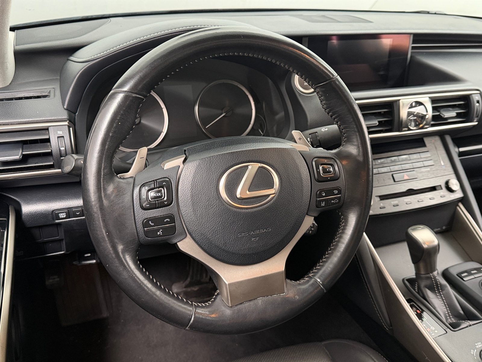 Thumbnail: 2019 Lexus IS - 5