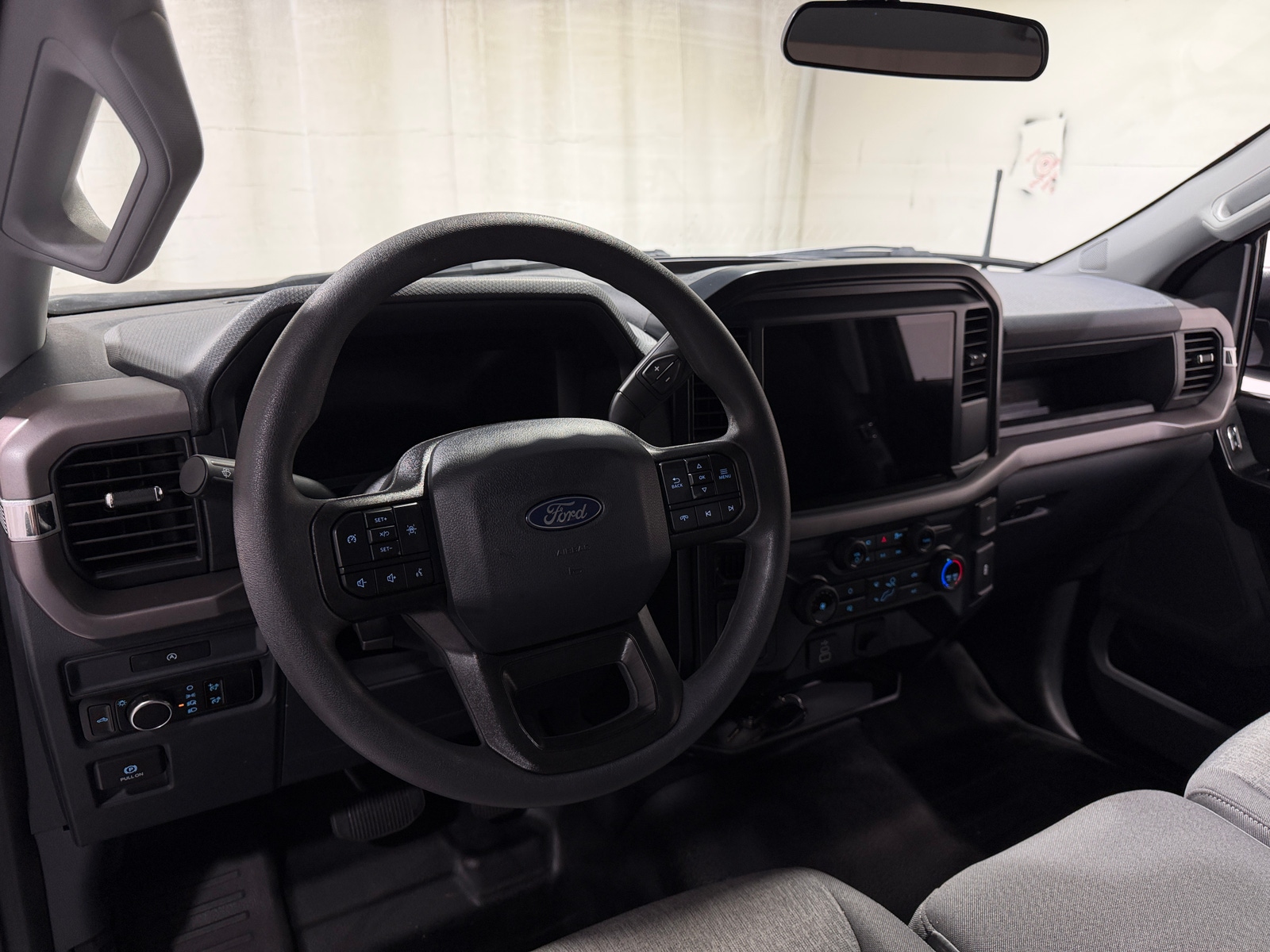 Thumbnail: 2025 Ford Econoline - 3