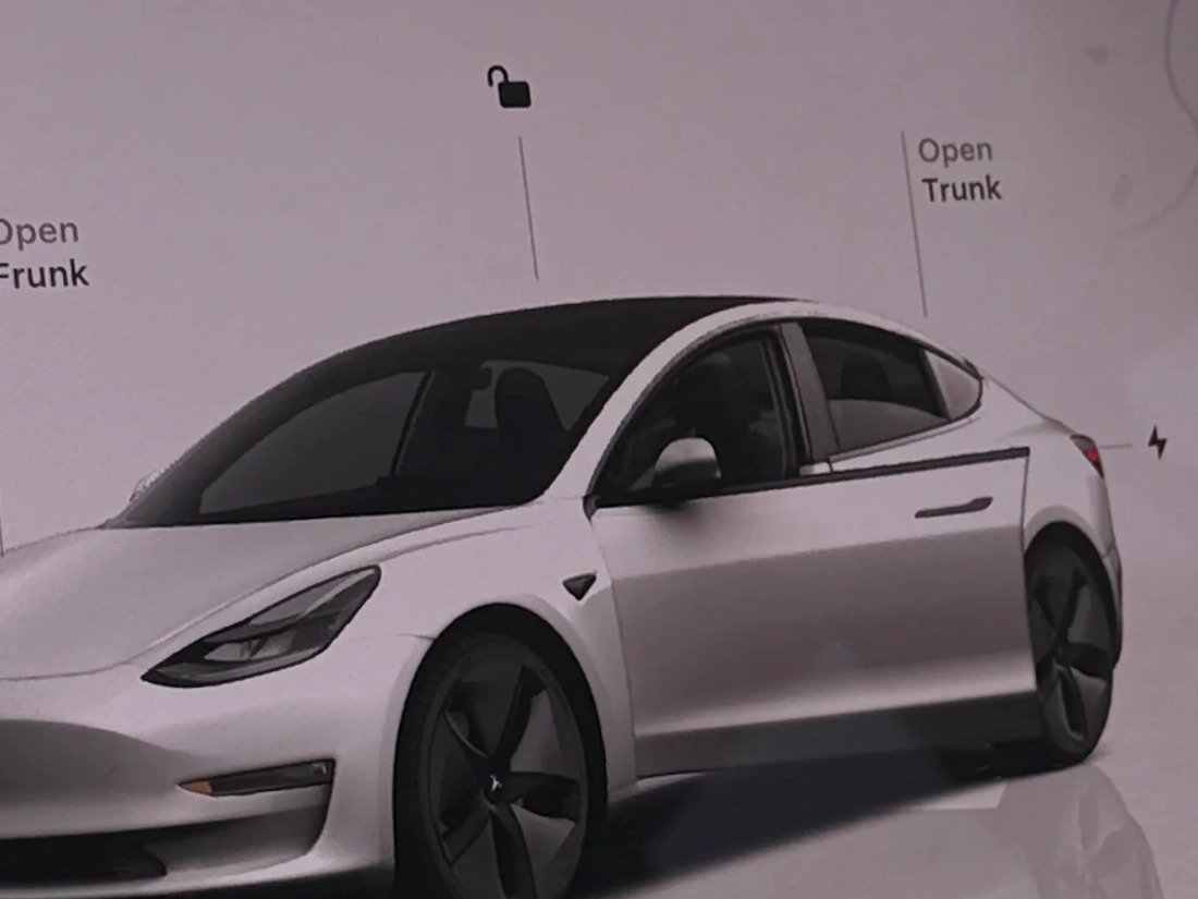 Thumbnail: 2023 Tesla Model 3 - 3