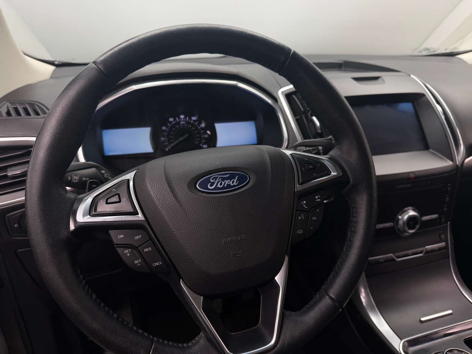 Thumbnail: 2020 Ford Edge - 4