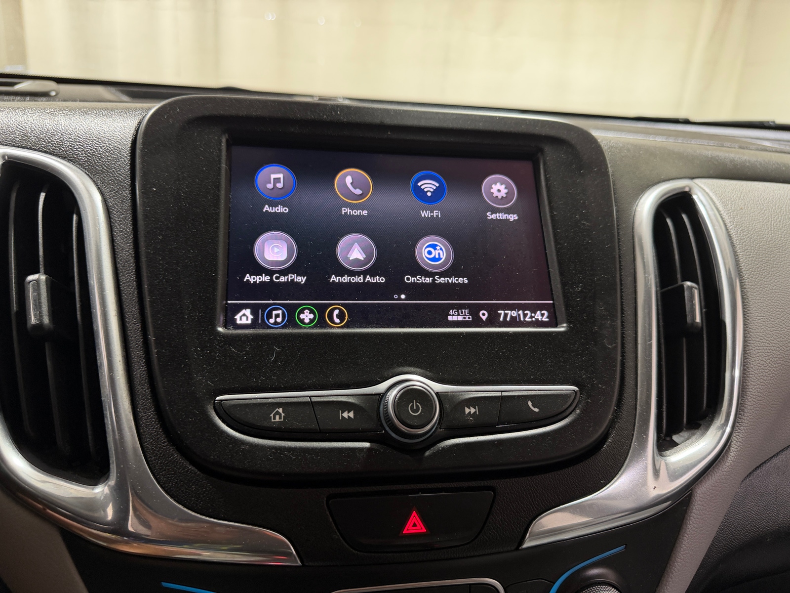Thumbnail: 2020 Chevrolet Equinox - 4