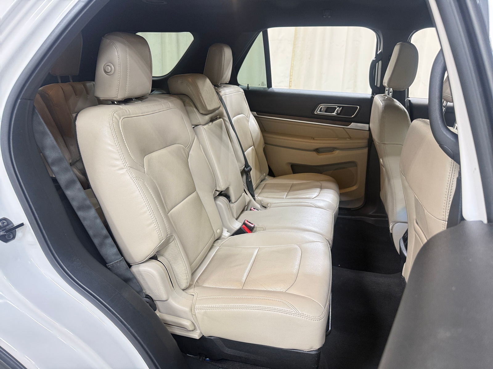 Thumbnail: 2018 Ford Explorer - 5