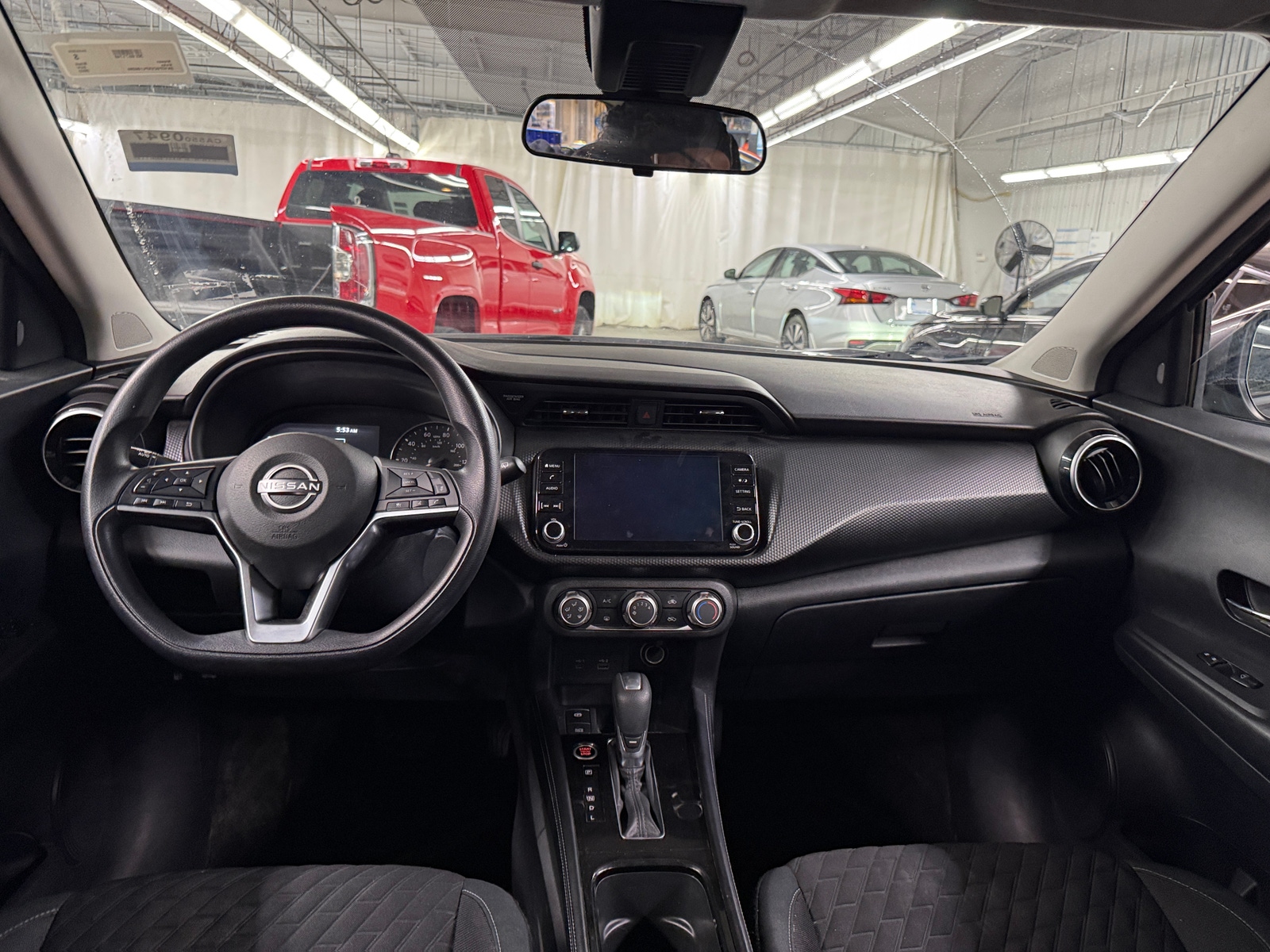 Thumbnail: 2023 Nissan Kicks - 3