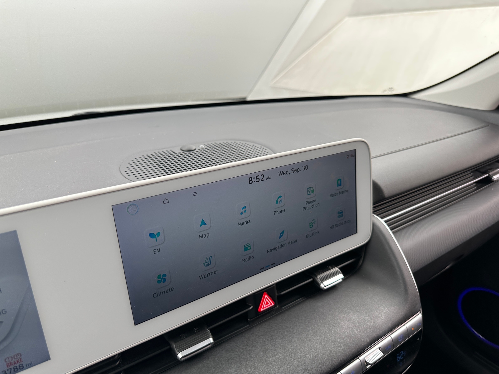Thumbnail: 2023 Hyundai Ioniq 5 - 3