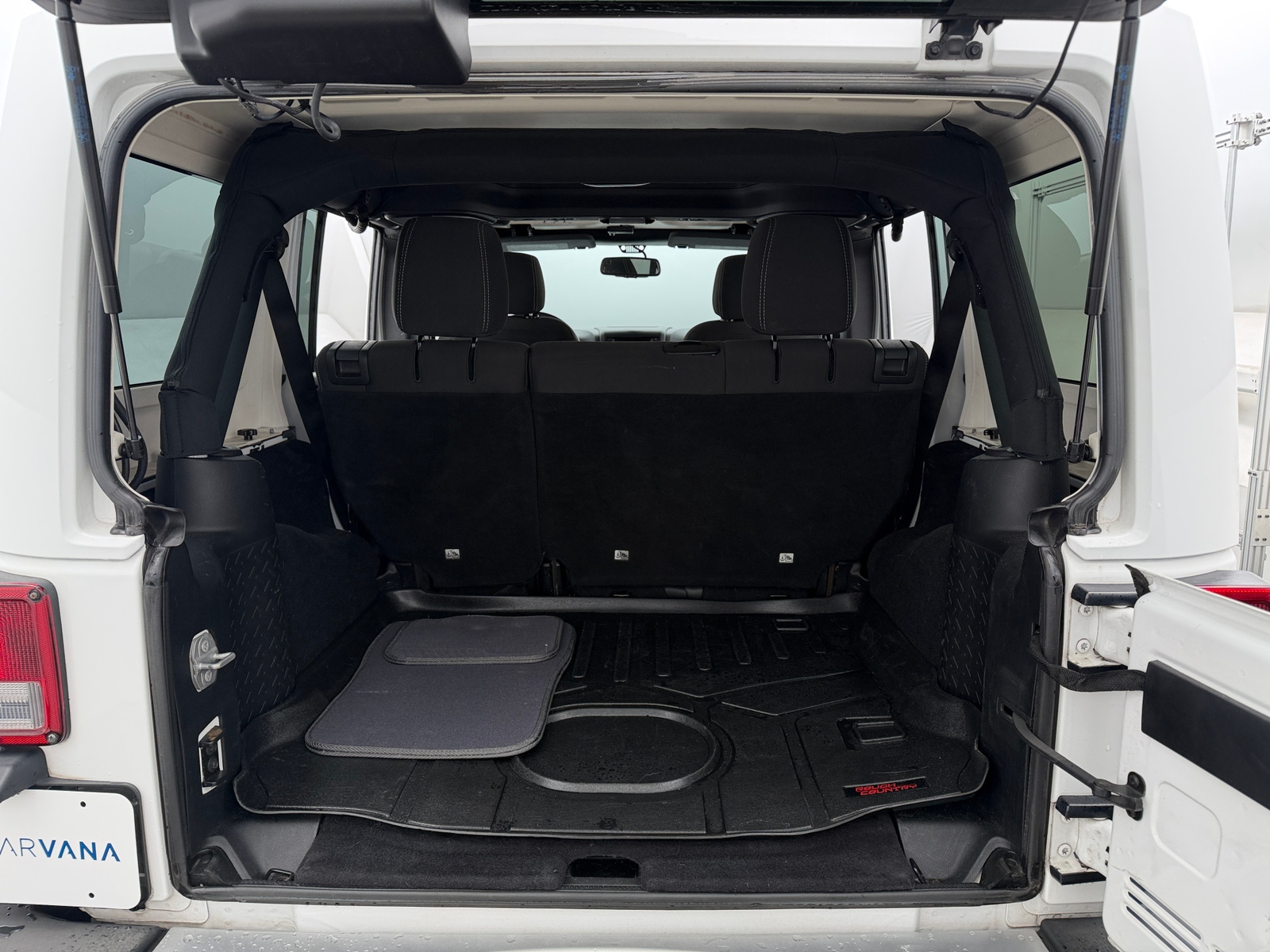 Thumbnail: 2016 Jeep Wrangler - 7