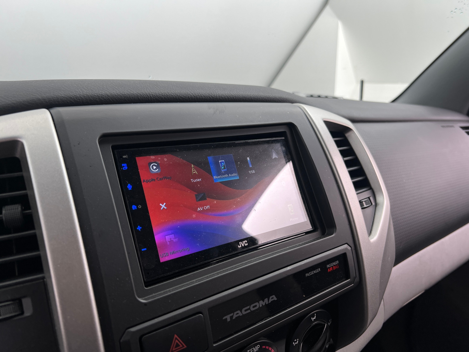 Thumbnail: 2015 Toyota Tacoma - 4