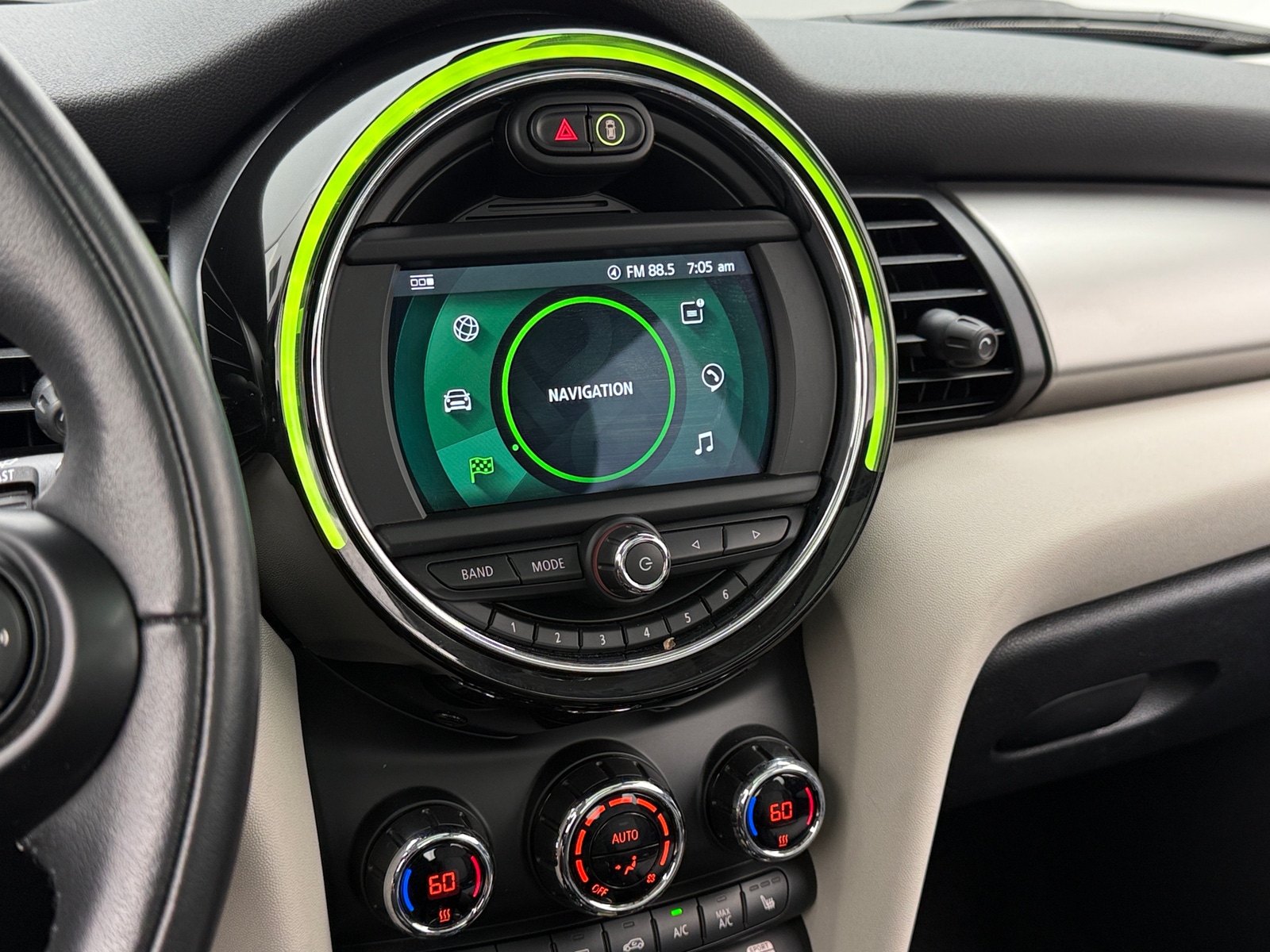 Thumbnail: 2021 MINI Cooper Hardtop - 4