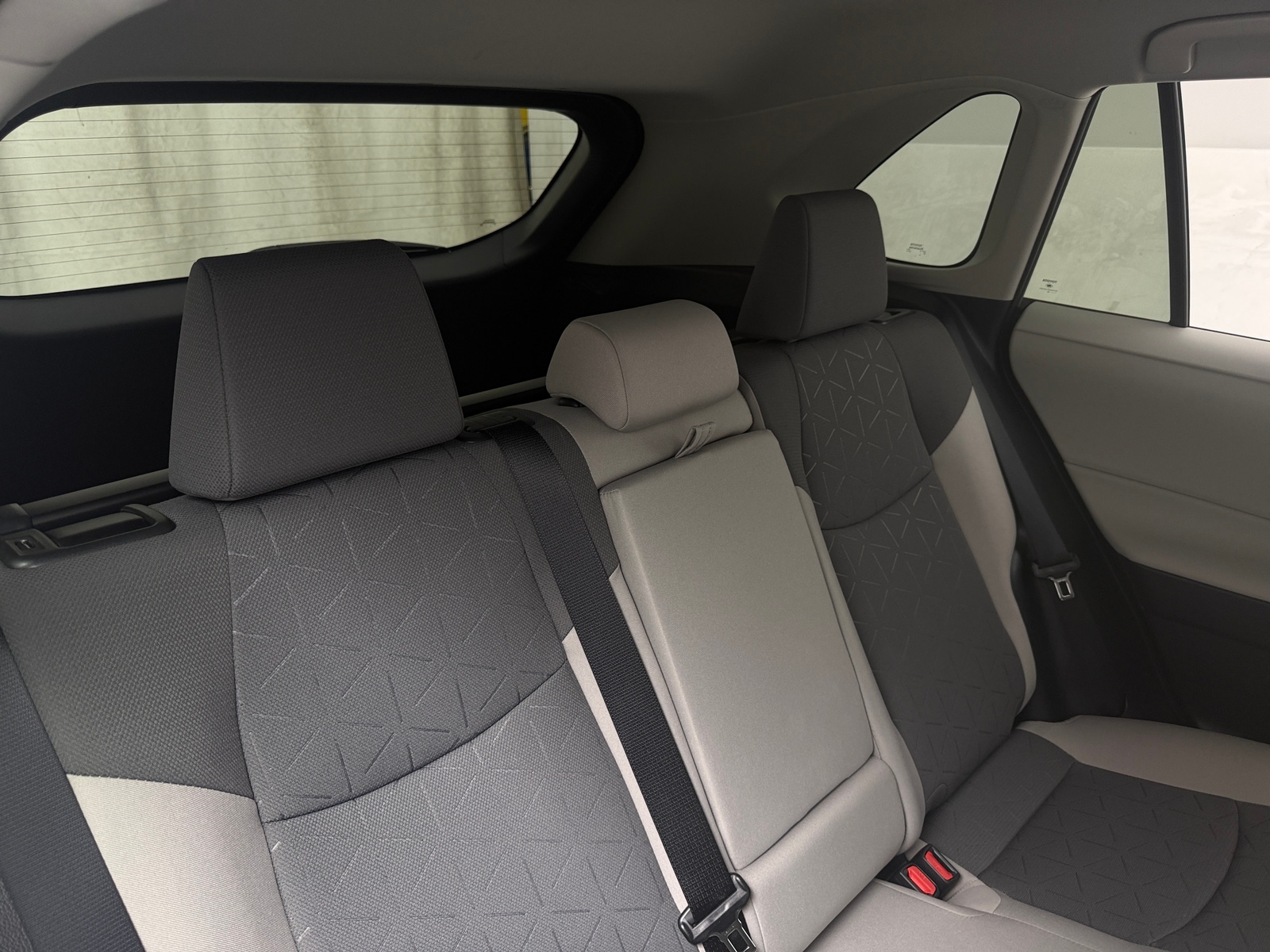 Thumbnail: 2025 Toyota RAV4 - 6