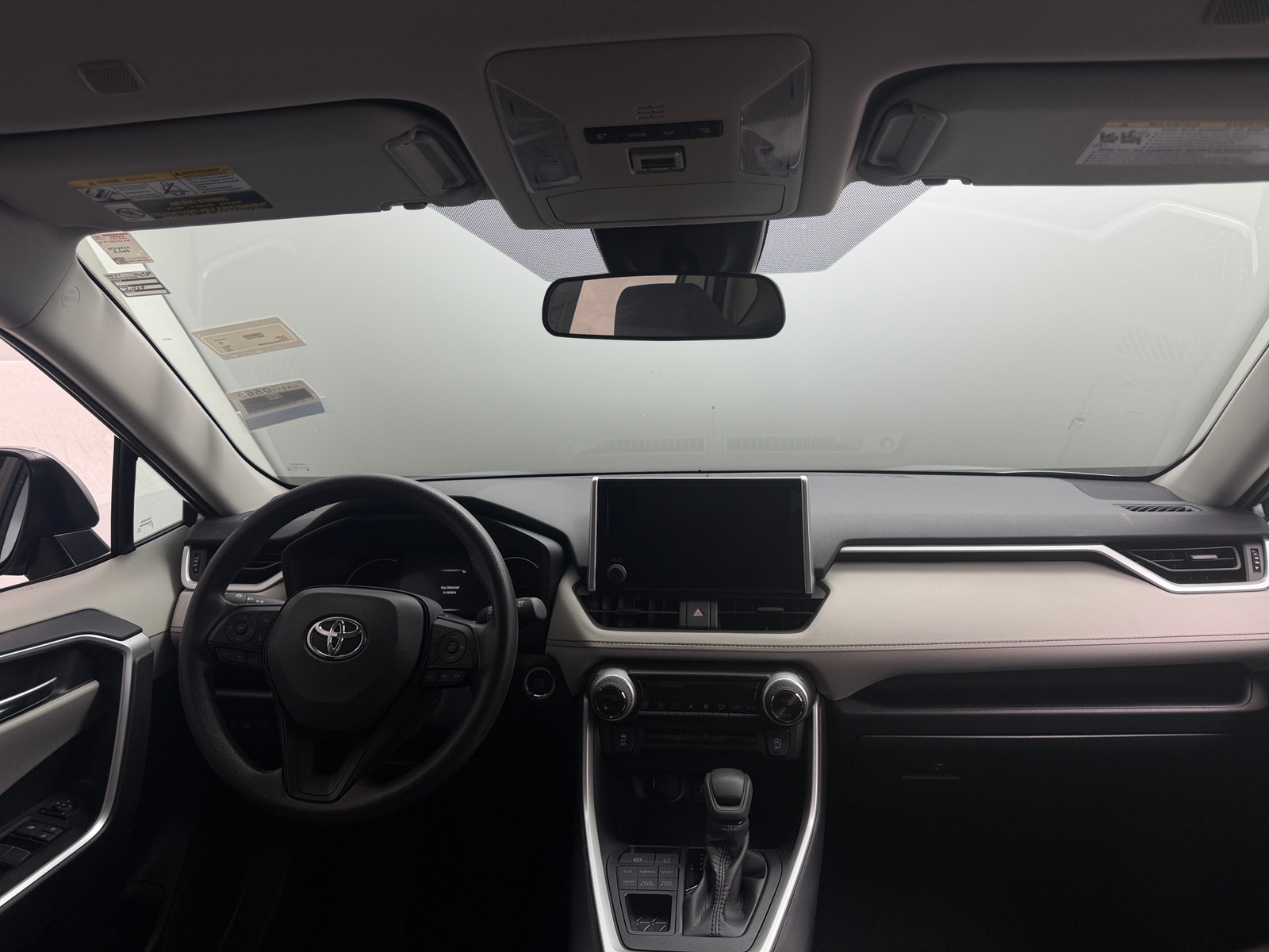 Thumbnail: 2025 Toyota RAV4 - 3