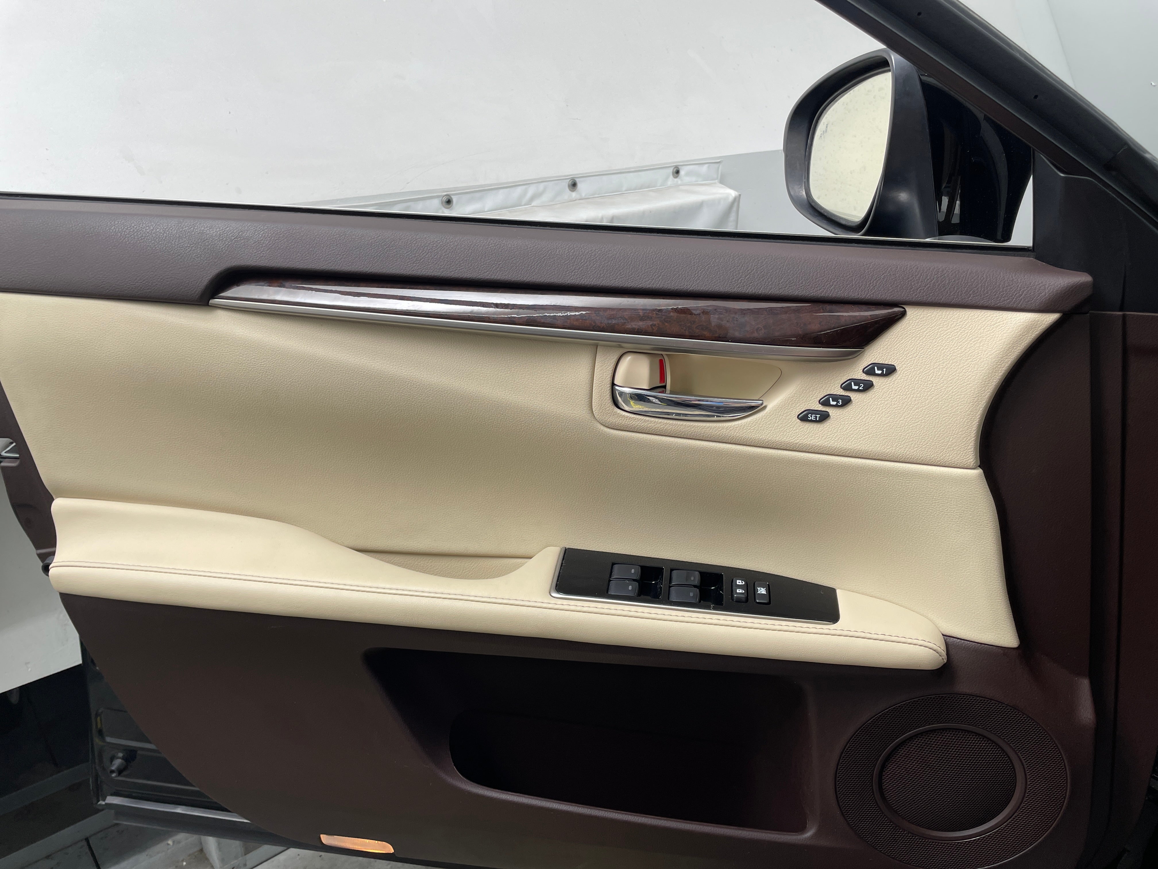 2017 Lexus ES