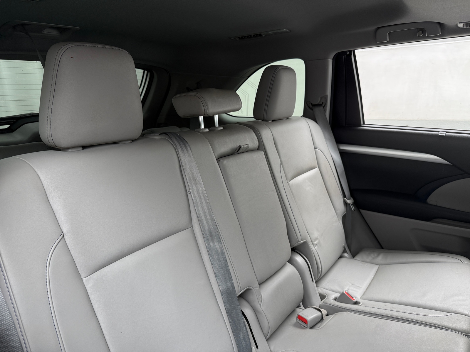 Thumbnail: 2014 Toyota Highlander - 6