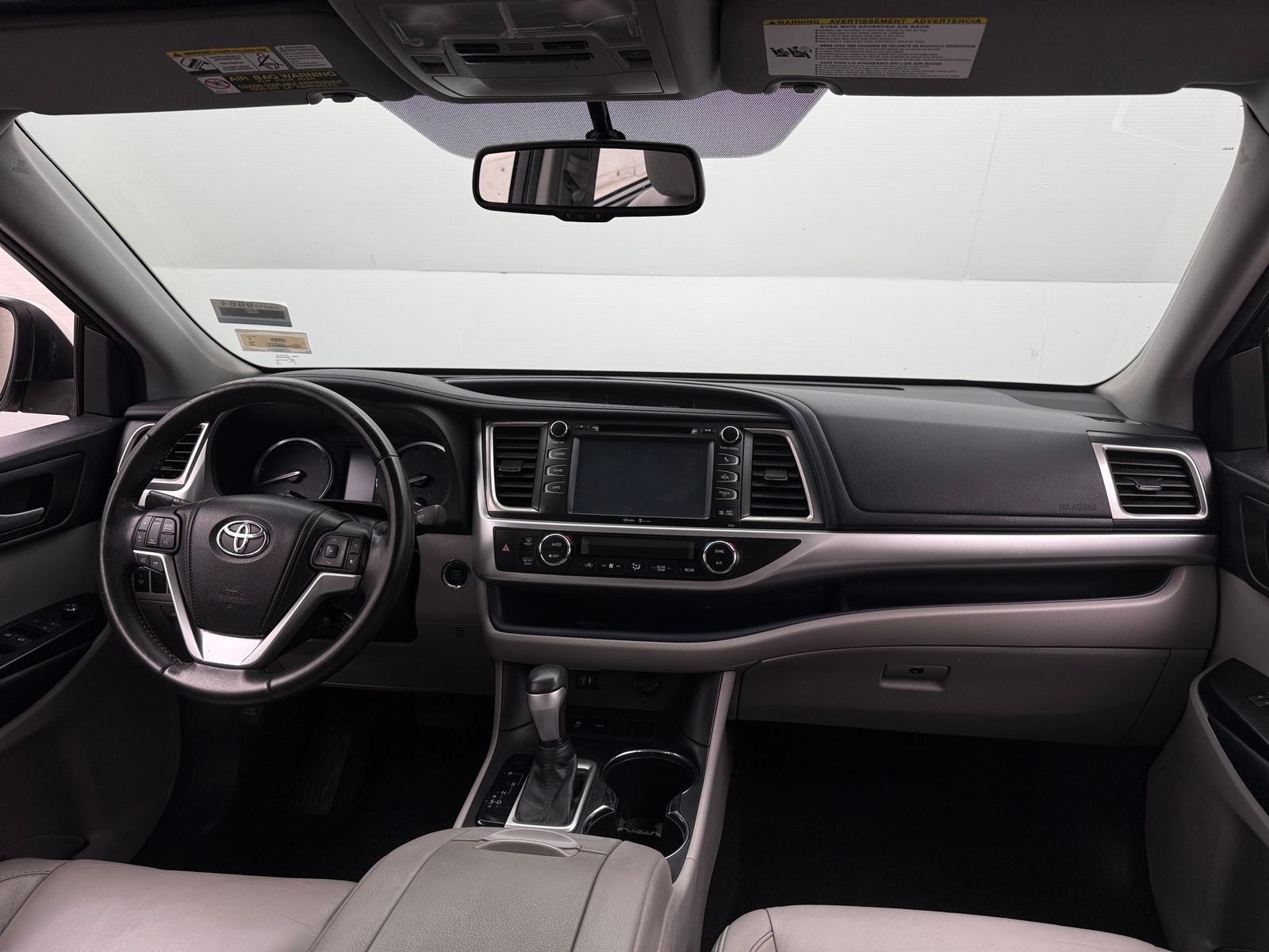 Thumbnail: 2014 Toyota Highlander - 3