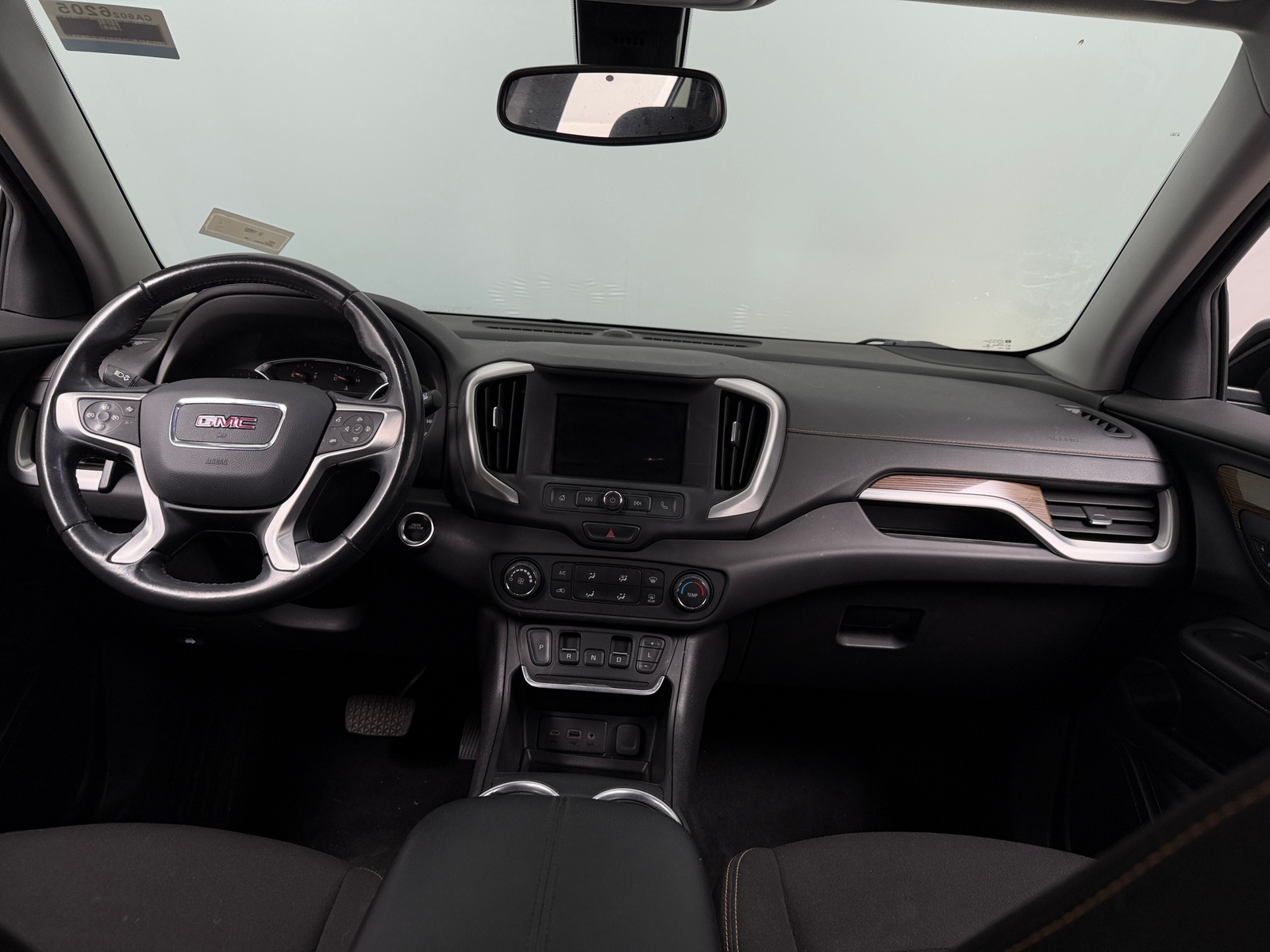 Thumbnail: 2020 GMC Terrain - 3