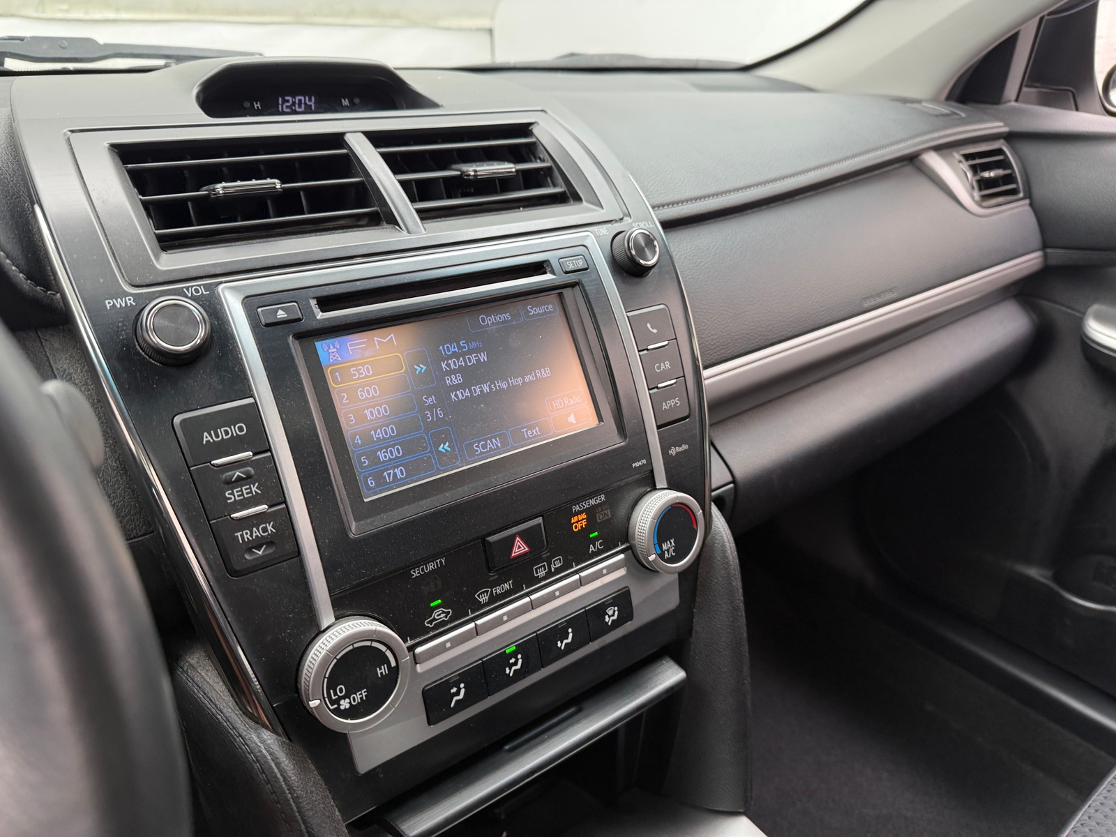 Thumbnail: 2013 Toyota Camry - 3