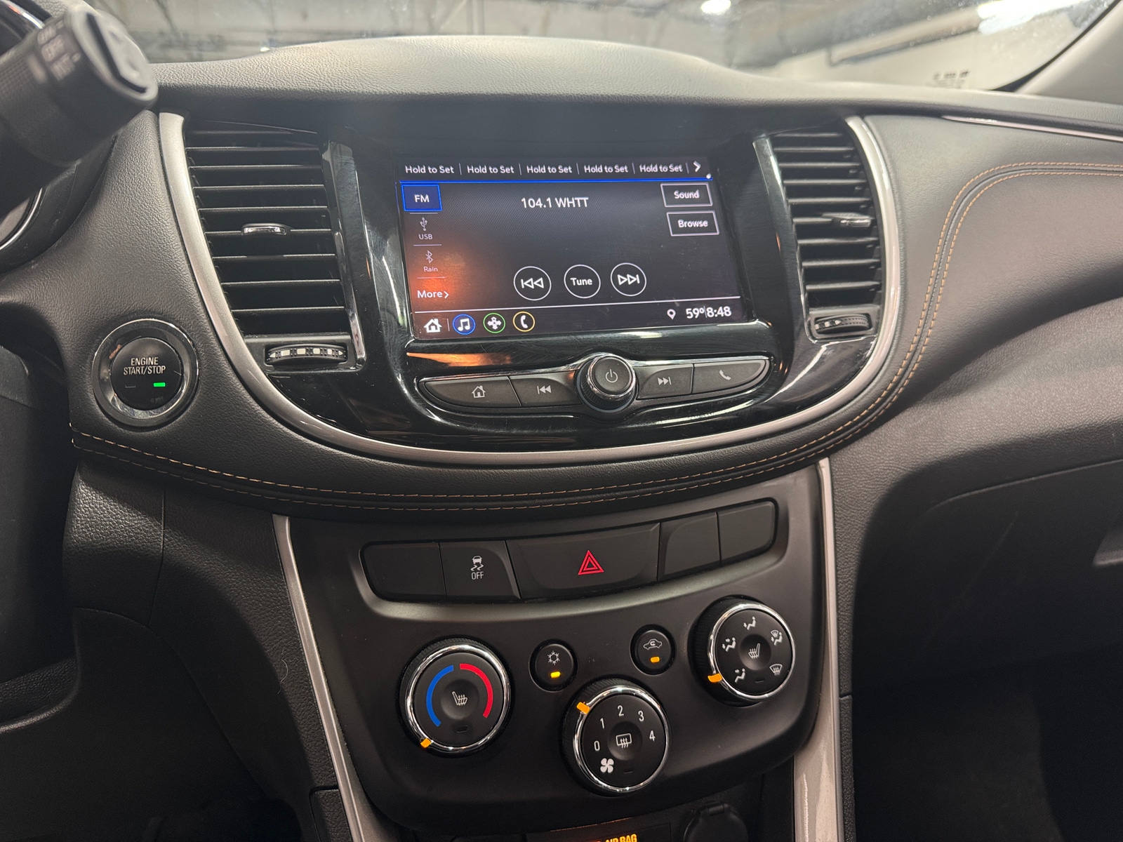 Thumbnail: 2021 Chevrolet Trax - 3