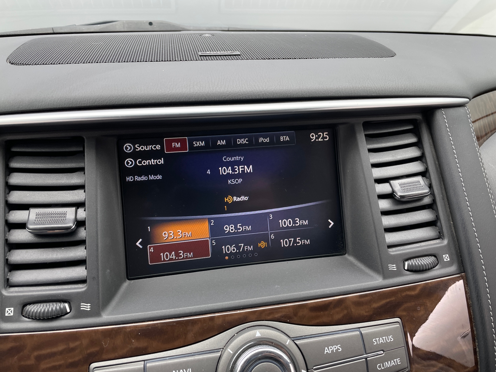 Thumbnail: 2019 Nissan Armada - 3