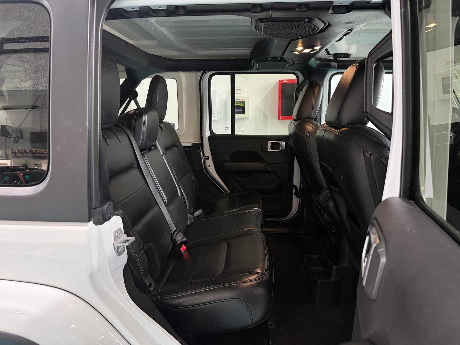 Thumbnail: 2020 Jeep Wrangler - 5