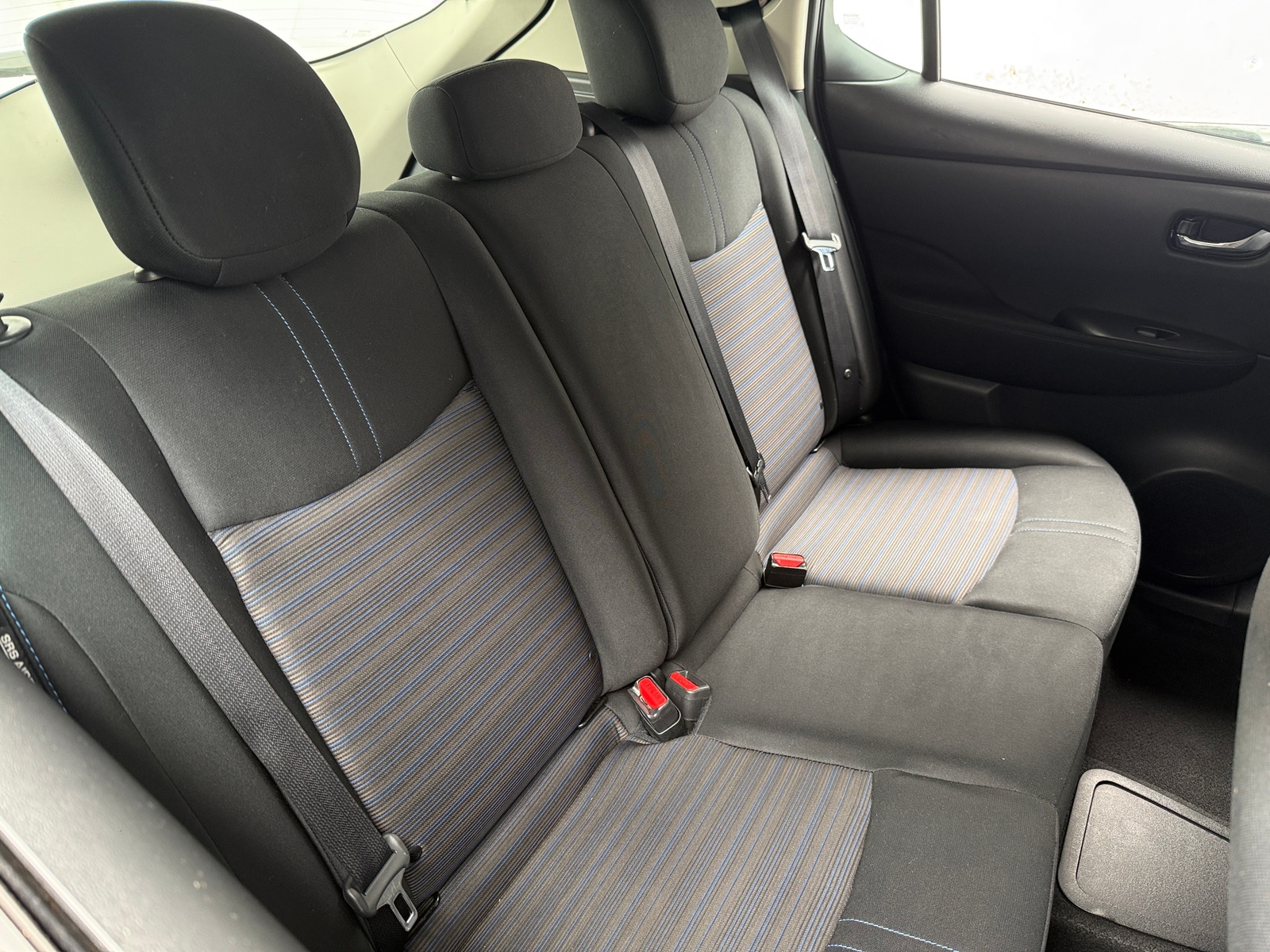 Thumbnail: 2021 Nissan Leaf - 6