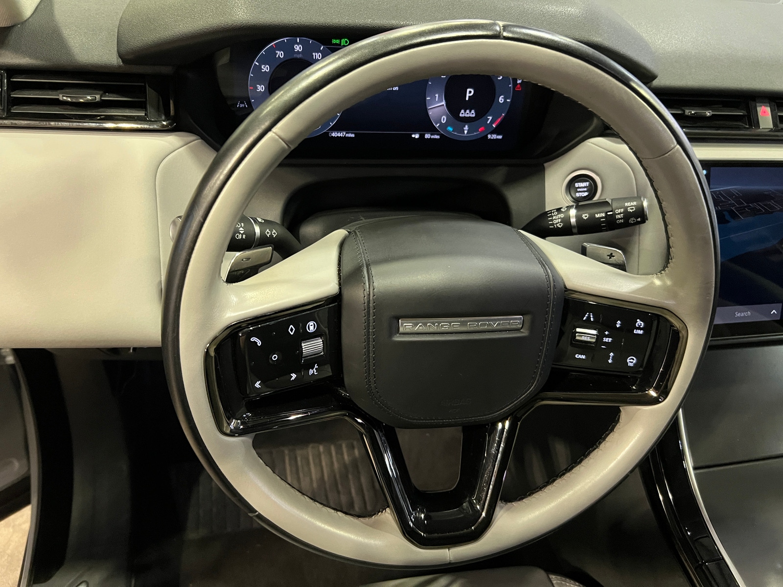 Thumbnail: 2025 Land Rover Range Rover Velar - 5