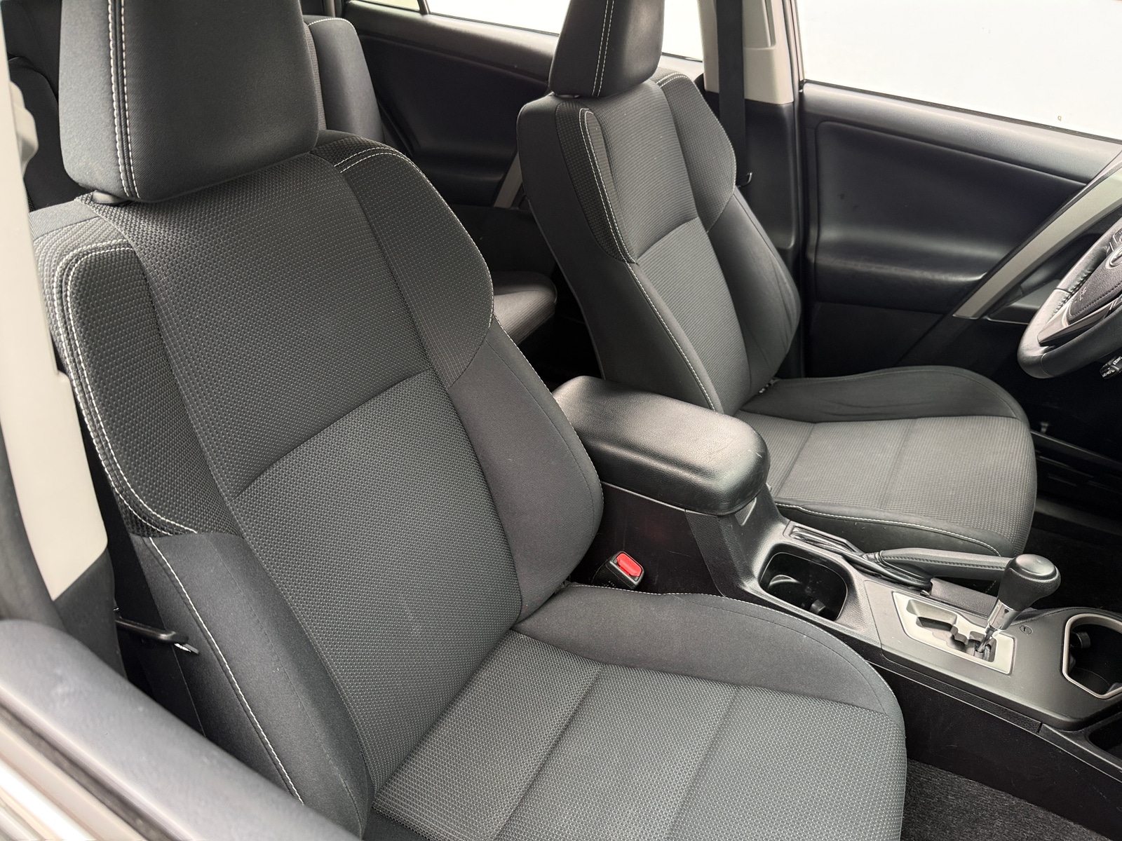 Thumbnail: 2017 Toyota RAV4 - 2