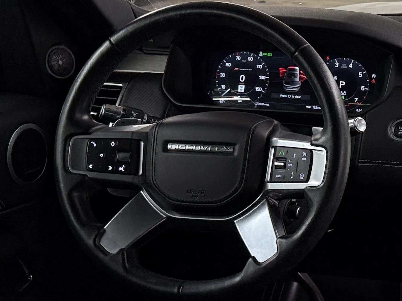 Thumbnail: 2021 Land Rover Discovery - 4