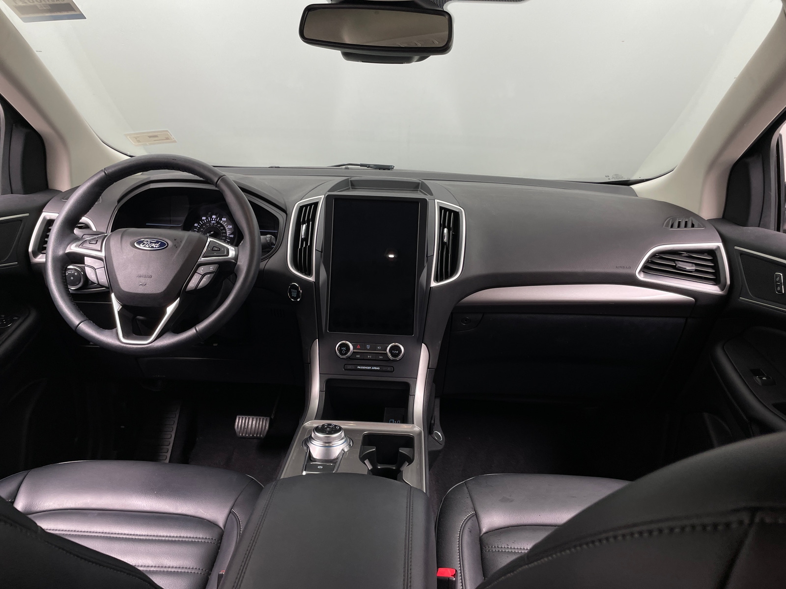 Thumbnail: 2023 Ford Edge - 2