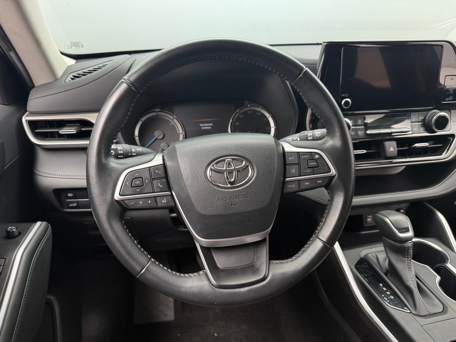 Thumbnail: 2023 Toyota Highlander - 5