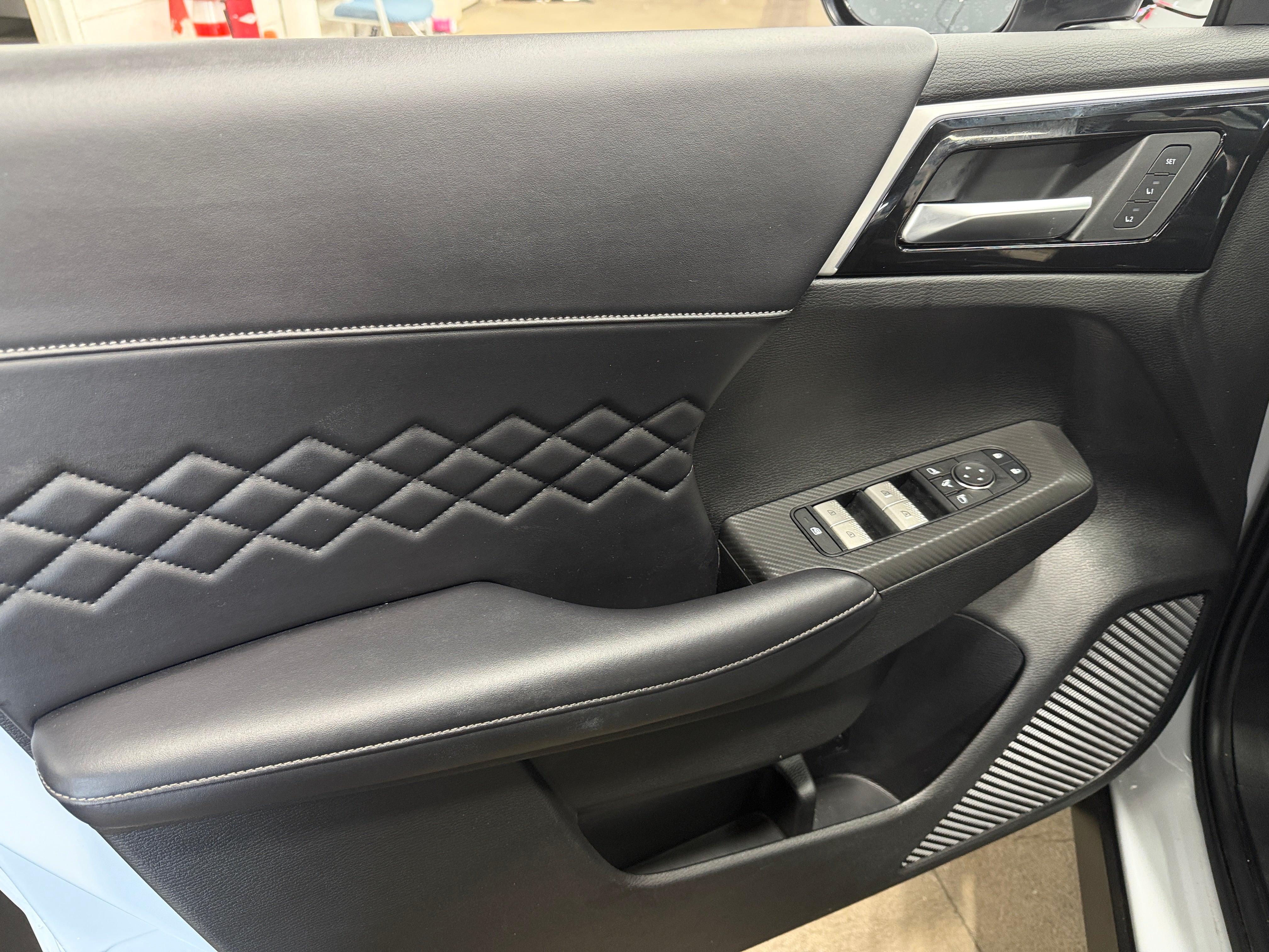 2025 Mitsubishi Outlander Plug-in Hybrid