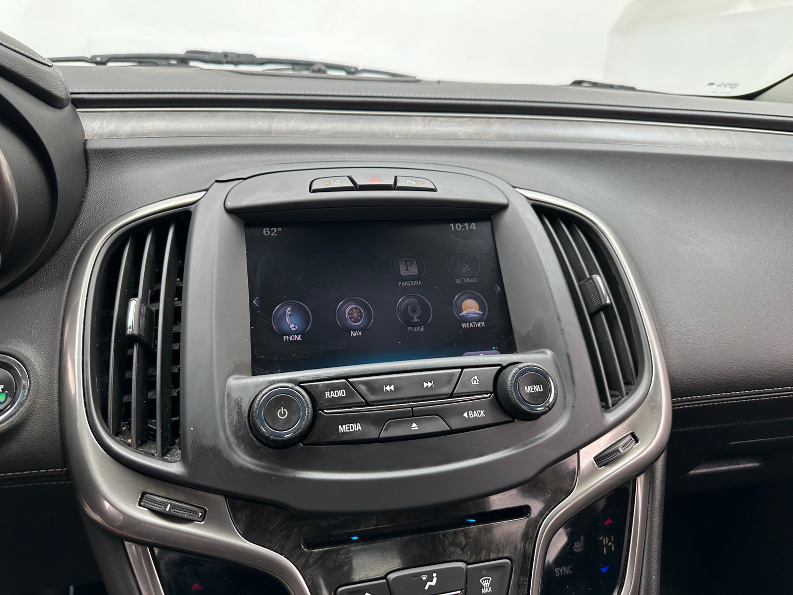 Thumbnail: 2014 Buick LaCrosse - 3