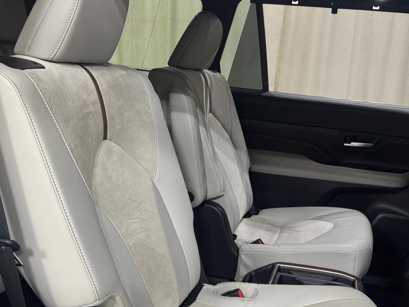 Thumbnail: 2025 Toyota Grand Highlander - 6