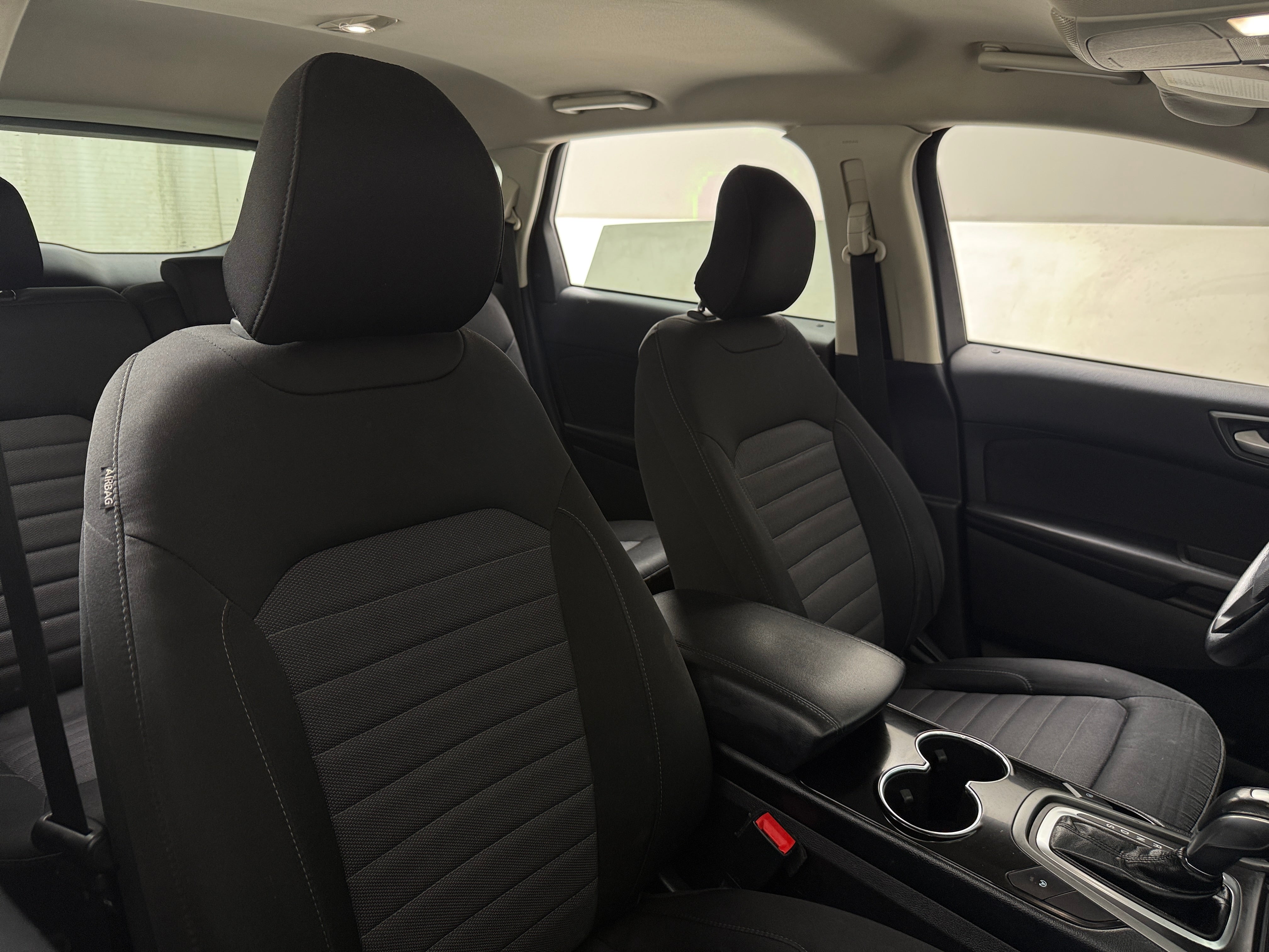 2016 Ford Edge