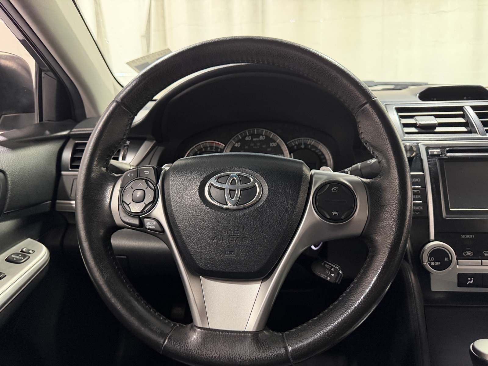 Thumbnail: 2013 Toyota Camry - 5