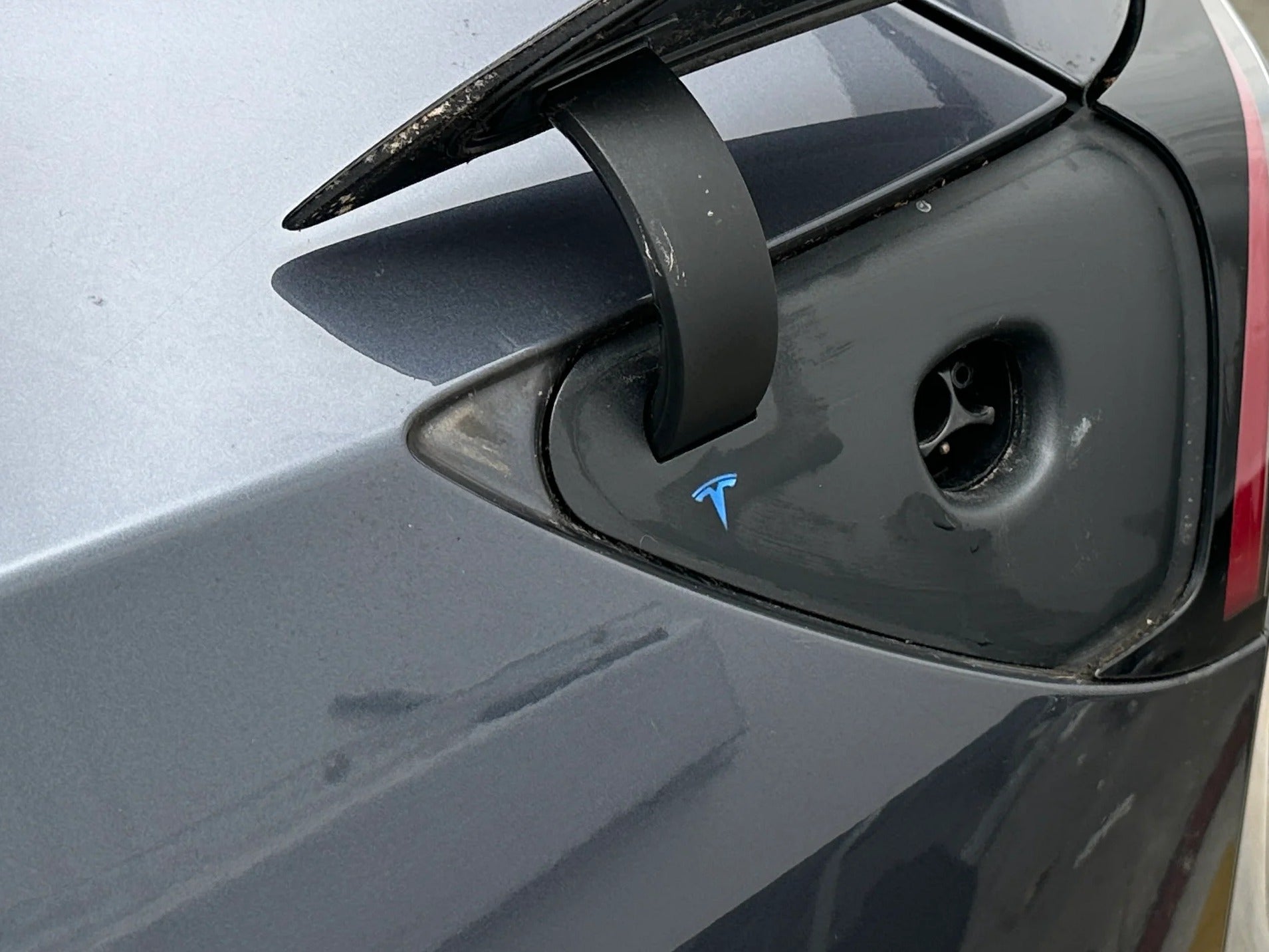 Used 2018 Tesla Model 3 Long Range Dual Motor with VIN 5YJ3E1EB6JF112982 for sale in Pewaukee, WI