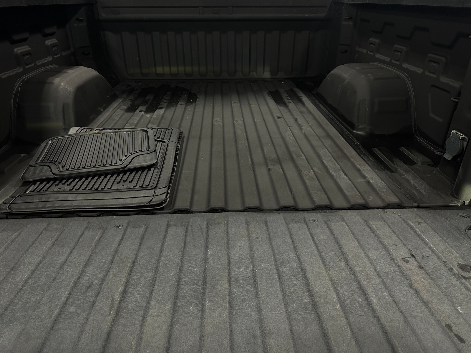 Thumbnail: 2020 Chevrolet Silverado 1500 - 7