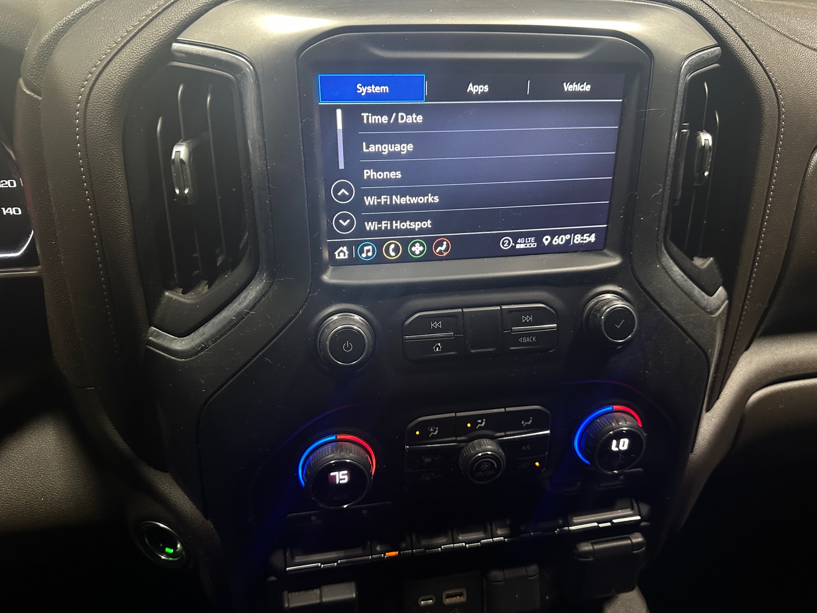 Thumbnail: 2020 Chevrolet Silverado 1500 - 4