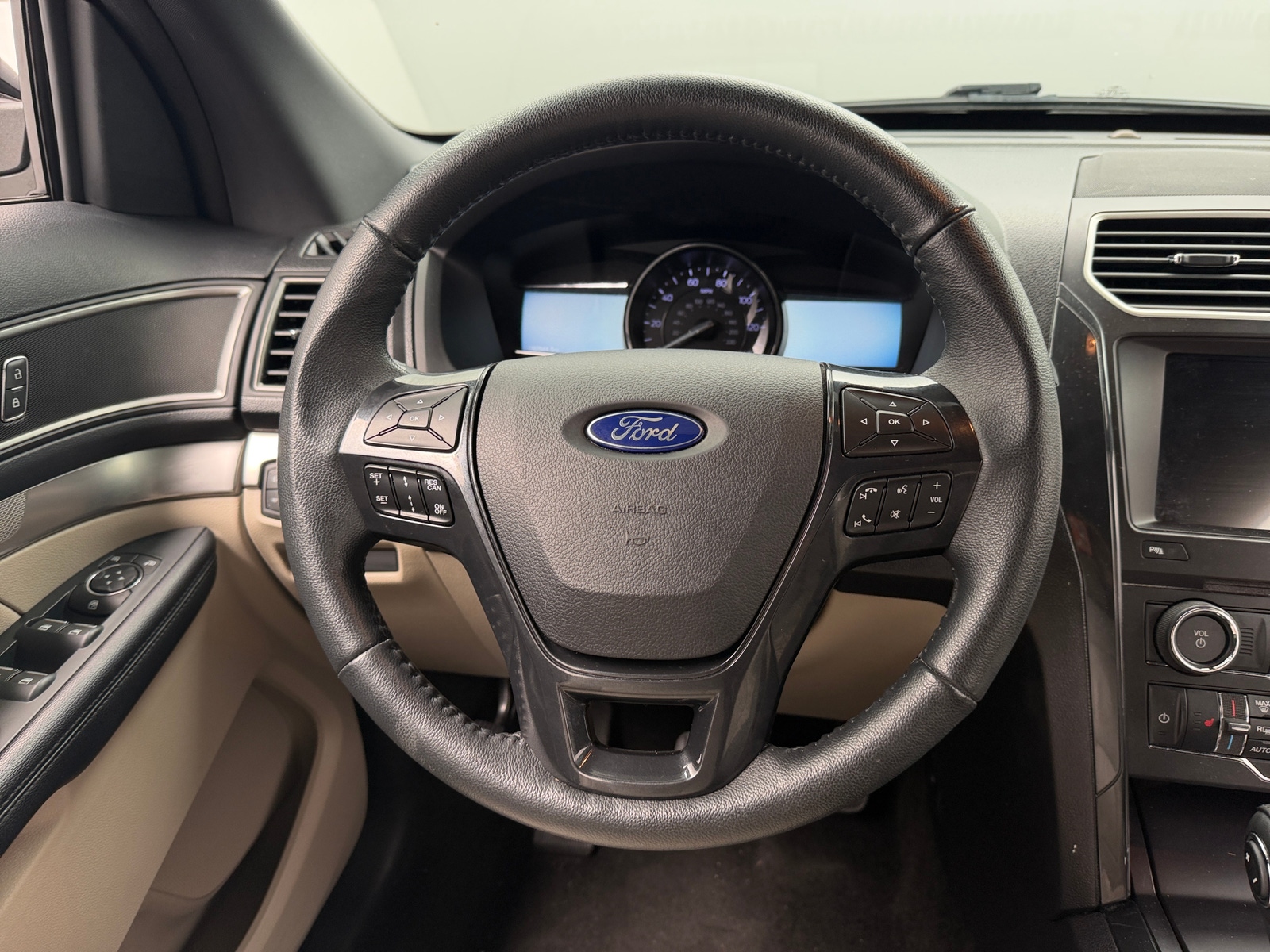 Thumbnail: 2018 Ford Explorer - 4